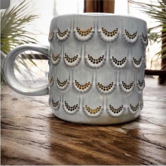 Starbucks Other - STARBUCKS 2016 Grey & Gold Mermaid Scale Mug - 10 fl oz - Collectible / Rare